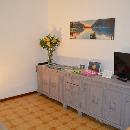 Betty'S House Apartment Mandello del Lario Bagian luar foto