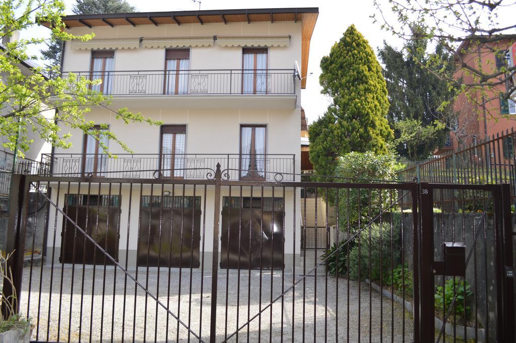 Betty'S House Apartment Mandello del Lario Bagian luar foto