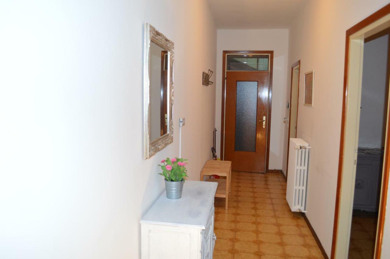 Betty'S House Apartment Mandello del Lario Bagian luar foto